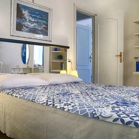 Il Bacio Di Capri Alojamento de Acomodação e Pequeno-almoço Anacapri (Isola di Capri)