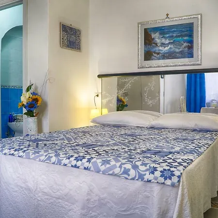 Il Bacio Di Capri 4*